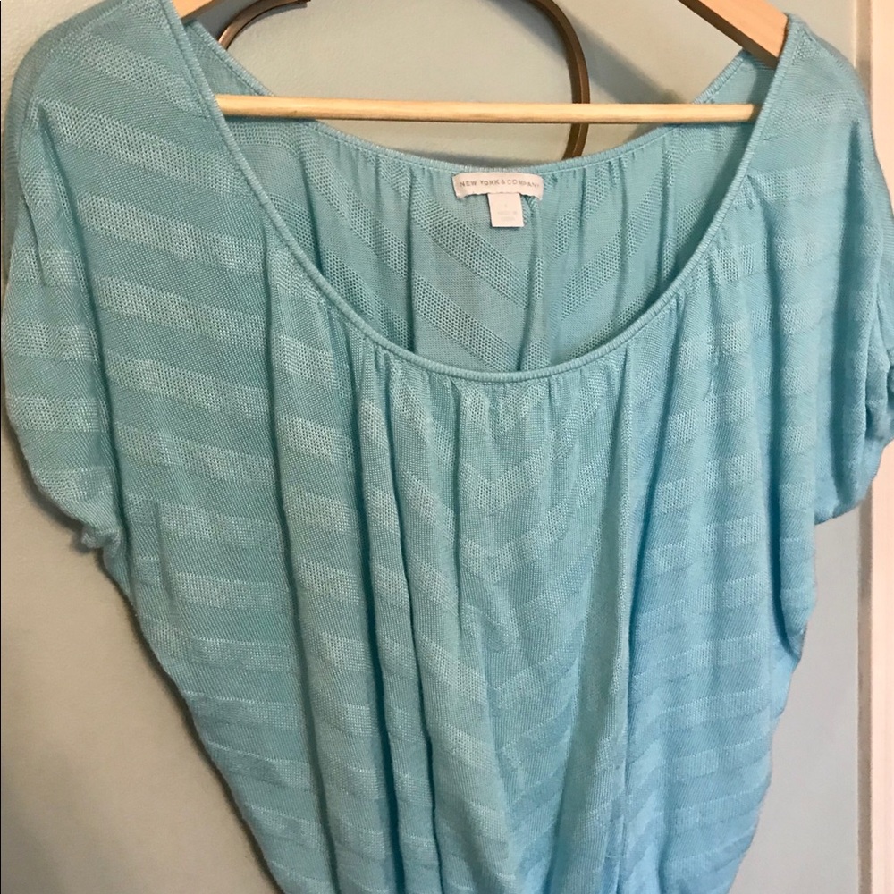 Short sleeved sweater